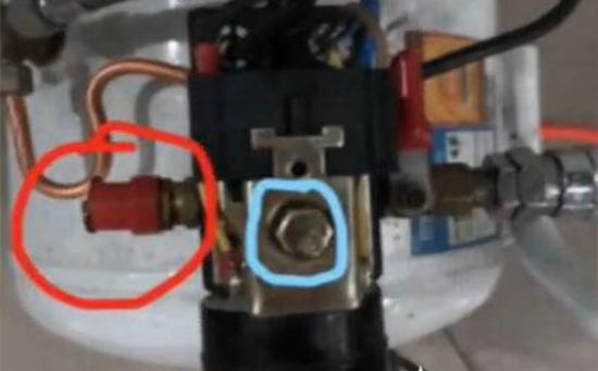 调节螺杆旺财28蓝色圈里的螺母